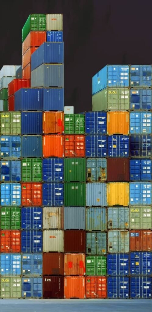 Reliable new shipping containers for customizable storage solutions